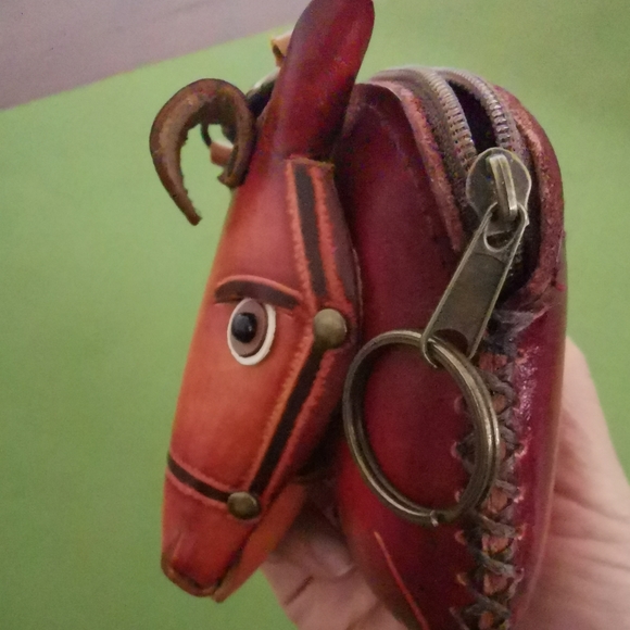 Handmade genuine leather small bag - Picture 2 of 7